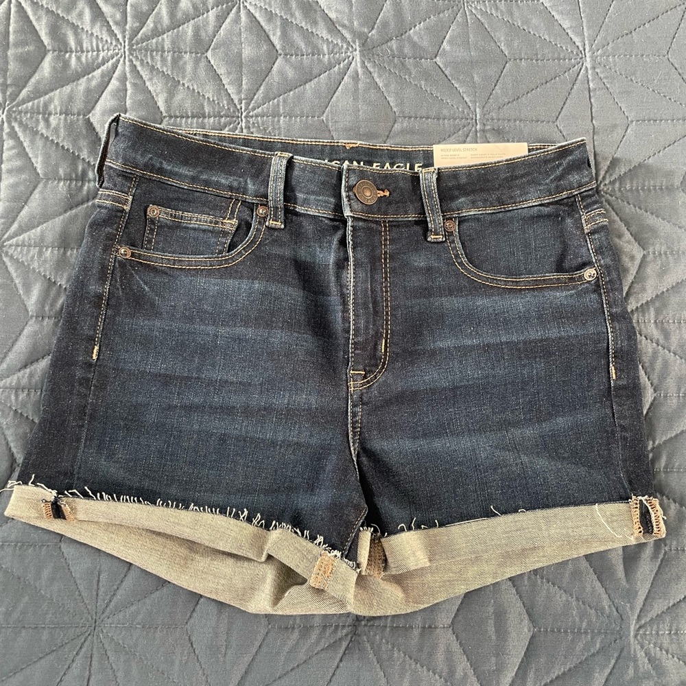American Eagle hi-rise shortie
